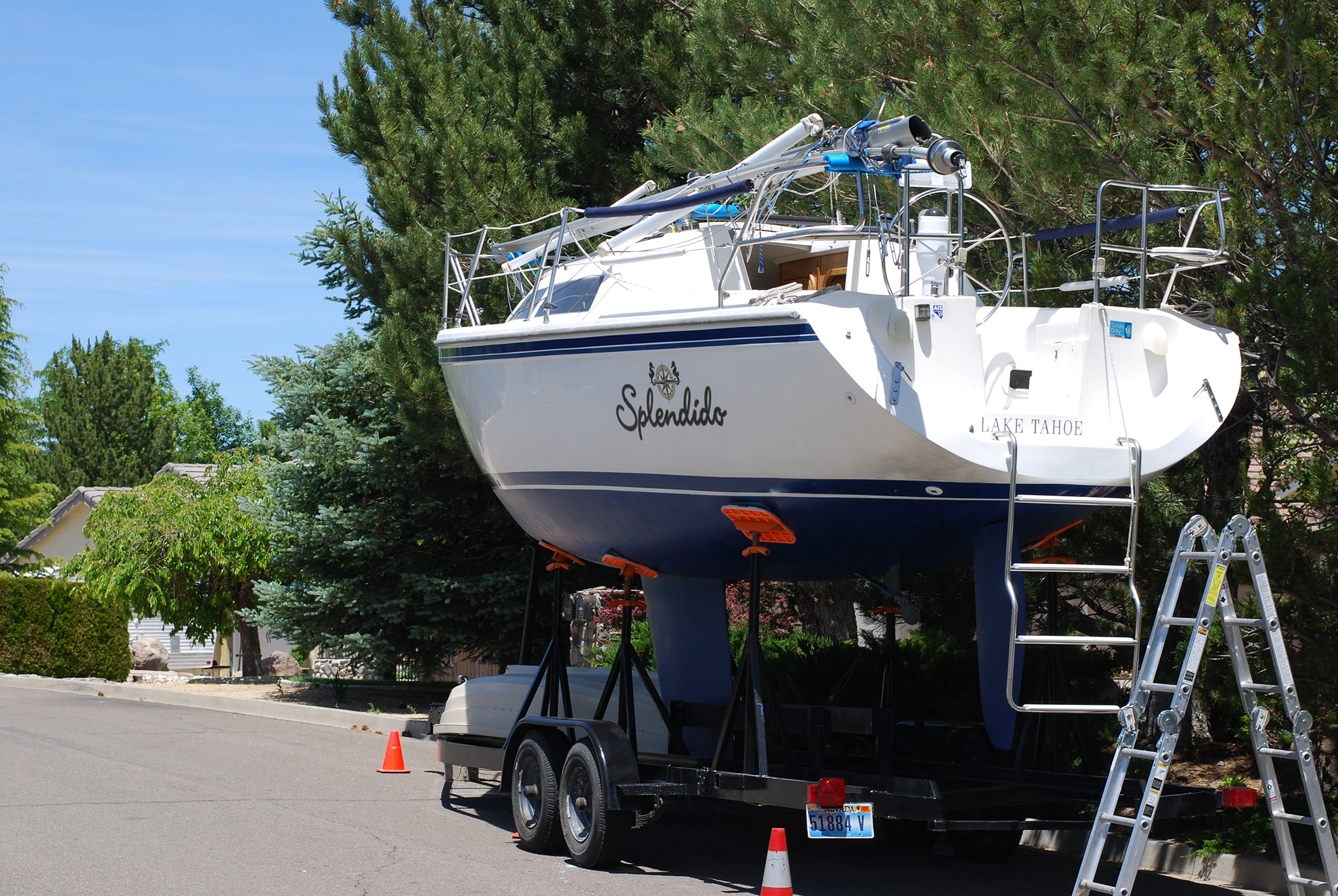 splendido-before-the-bright-blue-paint-fiasco